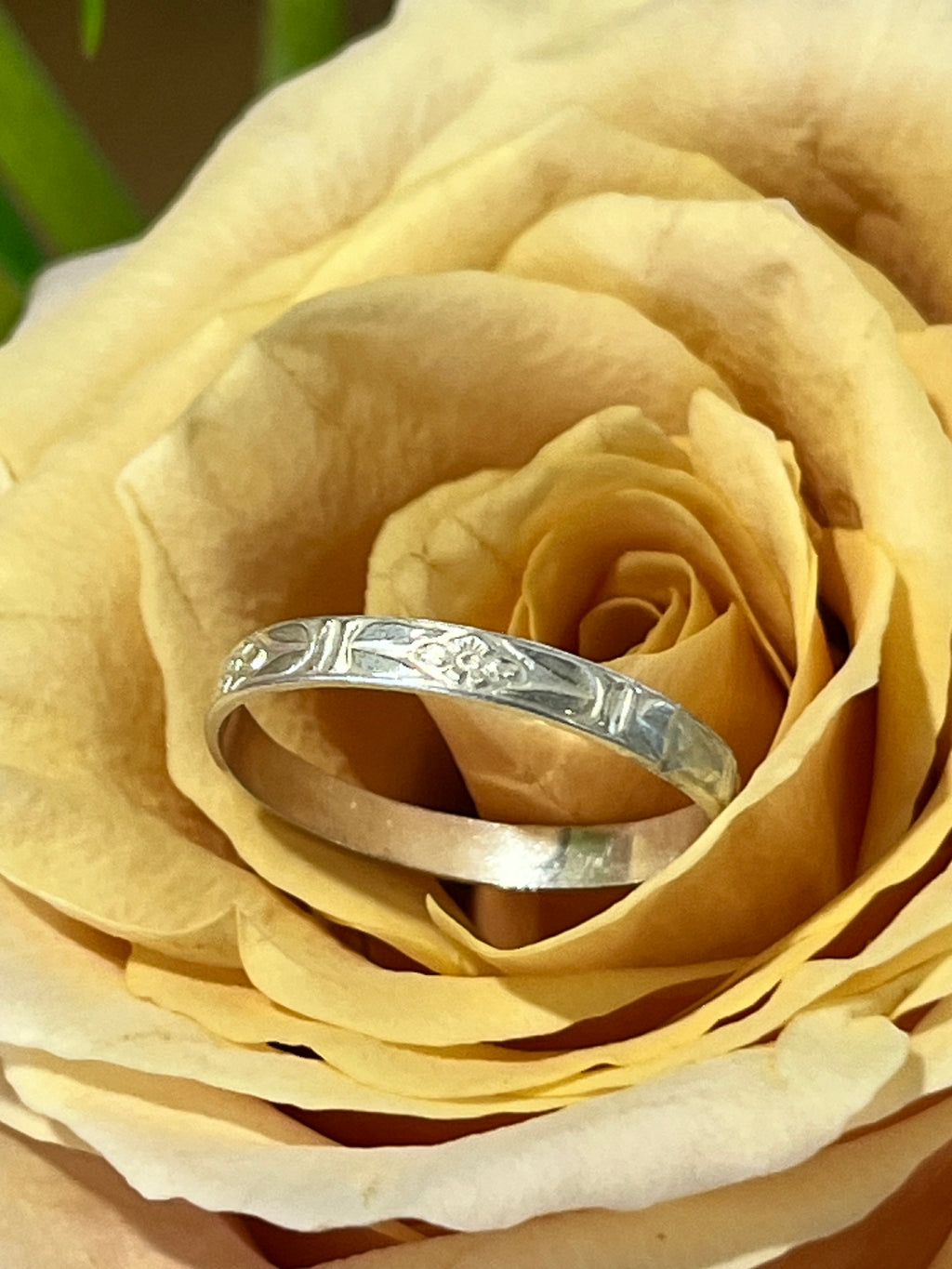 Silver floral ring