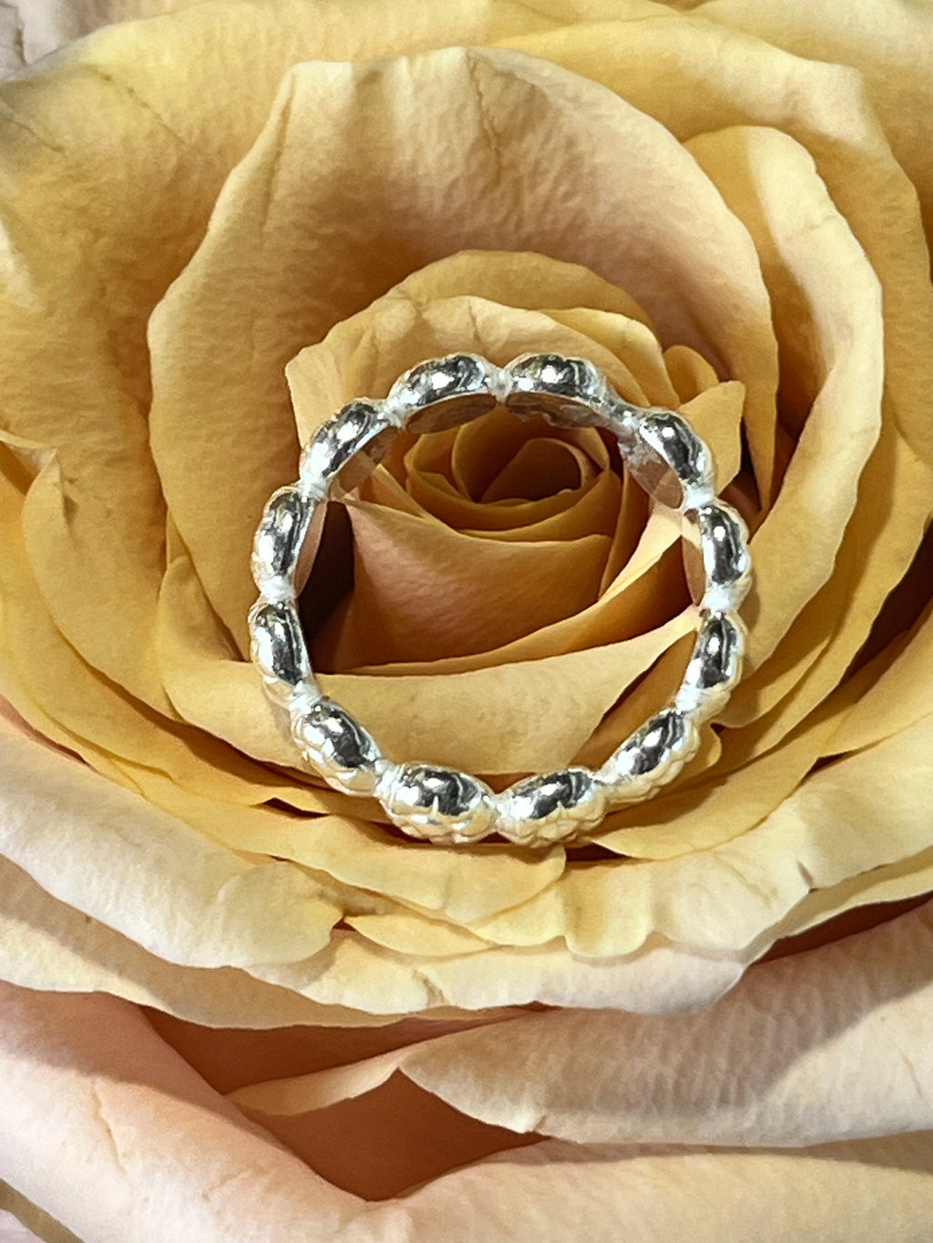 Sterling silver daisy ring