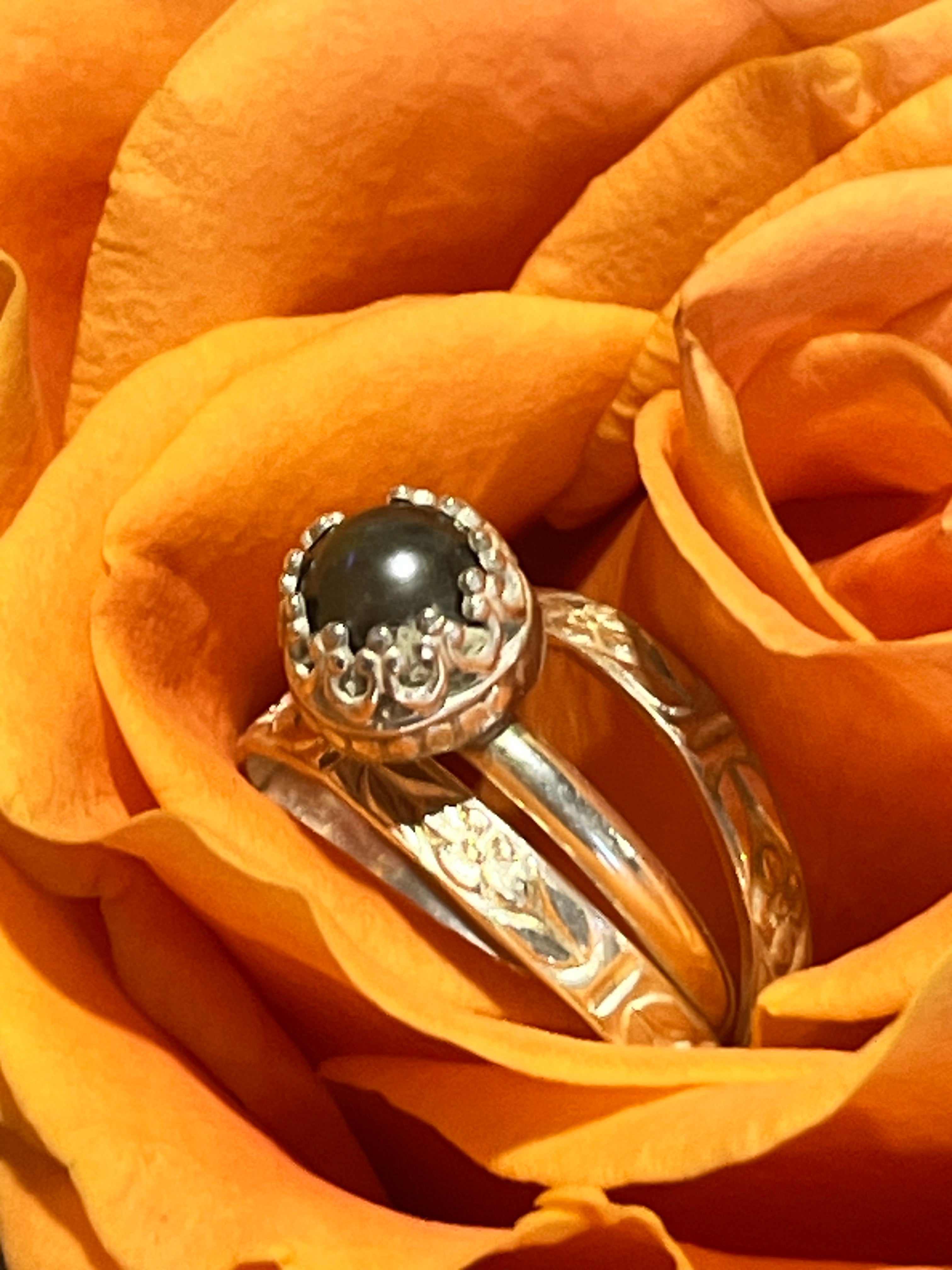 Silver black pearl stack
