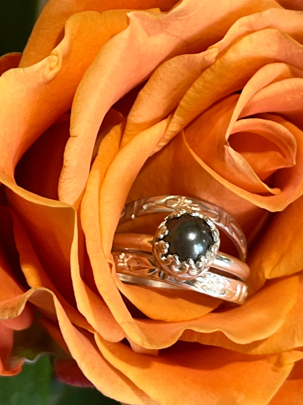 Silver black pearl stack